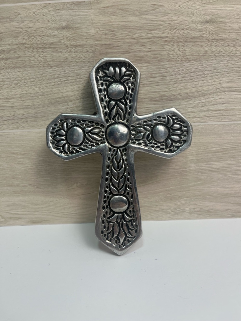 Vintage Hand Crafted A La Carte Mexico Pewter Silver Cross Wall Hanging 1998